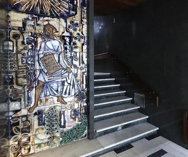 Flh Spacious With Balcony *