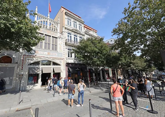 Flh Spacious With Balcony