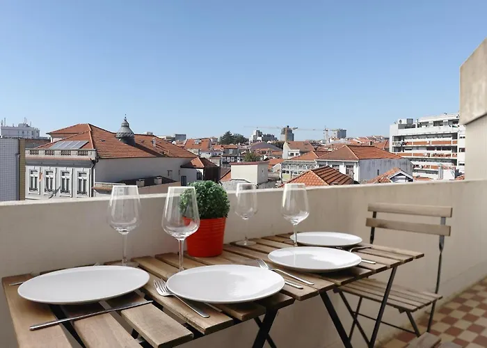 Flh Spacious With Balcony Oporto