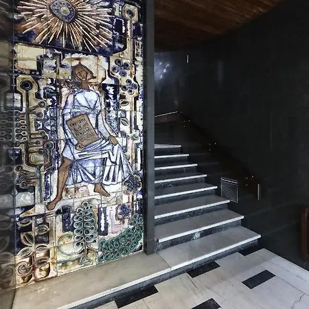 Flh Spacious With Balcony *