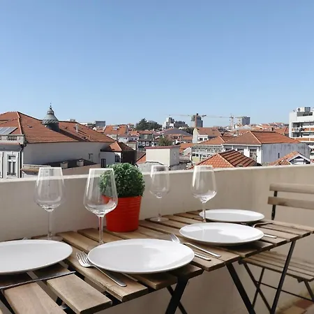 Flh Spacious With Balcony Porto